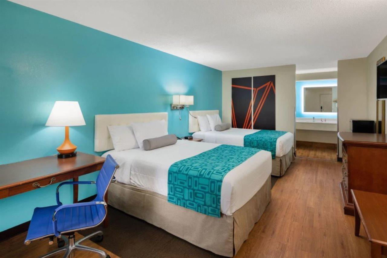 Howard Johnson By Wyndham Savannah Ga Georgetown Eksteriør bilde