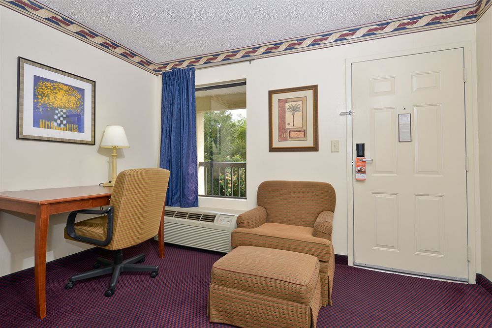 Howard Johnson By Wyndham Savannah Ga Georgetown Eksteriør bilde