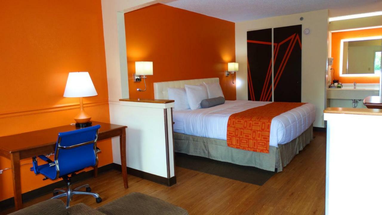 Howard Johnson By Wyndham Savannah Ga Georgetown Eksteriør bilde